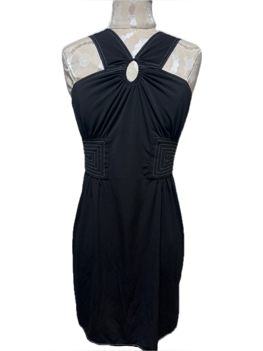 BCBG MaxAzria Keyhole Neckline Black Dress Size Small